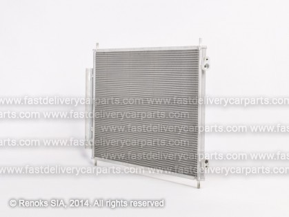 HN CRV 06->09 radiators KOND 705X370X17 ar iebūvētu sausinātāju 2.0/2.4/2.2D