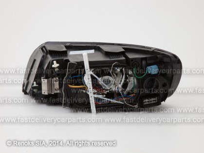 VV S40 03->07 head lamp R H7/HB3 black rim with motor TYC