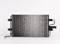 VW Golf 98->03 condenser 585X365X16 with receiver dryer 1.4/1.6/1.8/2.0/2.3/2.8/3.2/1.9D VALEO