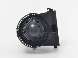 AD A4 95->99 heater blower +/-AC 146mm 2pins MARELLI