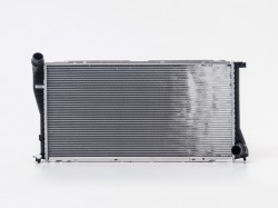 BMW 5 E39 96->00 radiators 2.0D/2.5D/3.0D MAN/AUT +/-KOND 650X328X42 RA60634