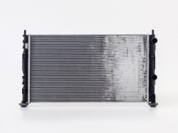 CH Sebring 00->03 radiators 2.0/2.4/2.7 675x378x34