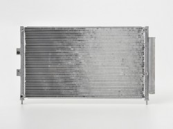 HN Civic 05->11 condenser 670X380X16 with integrated receiver dryer 1.3/1.8 SRLine