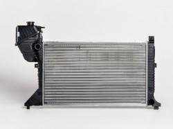 MB Sprinter 00->06 radiator 2.3/2.2CDi//2.7CDi 682X405X42 RA62519
