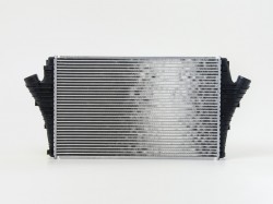 OP Vectra 02->05 radiators interkūlera 2.0T/2.2DTi 645X395X29 RA96684 VALEO