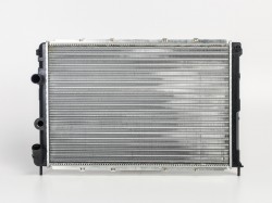 RN Megane 95->99 radiators 1.4/1.6/2.0/1.9DT/1.9DTi MAN/AUT +/-KOND 593X400 RA63938A