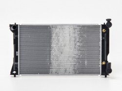 TT Avensis 03->06 radiators 2.0 AUT +/-KOND 625X378X25 RA64667