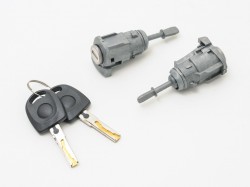 VW Golf 98->03 door lock cylinders front with keys L+R lever hight 35MM