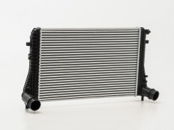 VW Passat 05->10 intercooler 1.6TDi/2.0TDi 617X407X32 RA96575 DELPHI