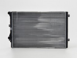 VW Golf 03->09 radiators 1.8FSi/2.0FSi MAN/AUT +/-KOND 650x445x32 RA65279