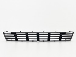 AD A4 99->01 bumper grille center