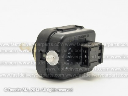 VV V70 00->05 head lamp motor L=R TYC