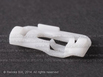 MT stiprinājums vējstiklam MB880455