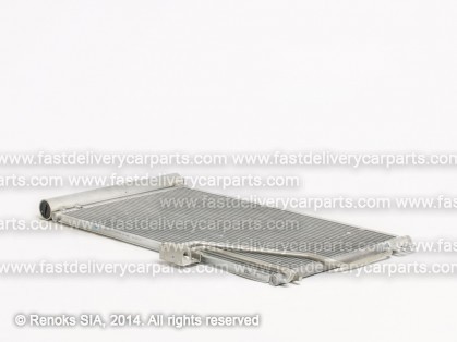 MB C W203 00->07 condenser 695X367X17 with integrated receiver dryer 1.8/2.0/2.6/3.2/3.5/5.0/5.4/2.1D
